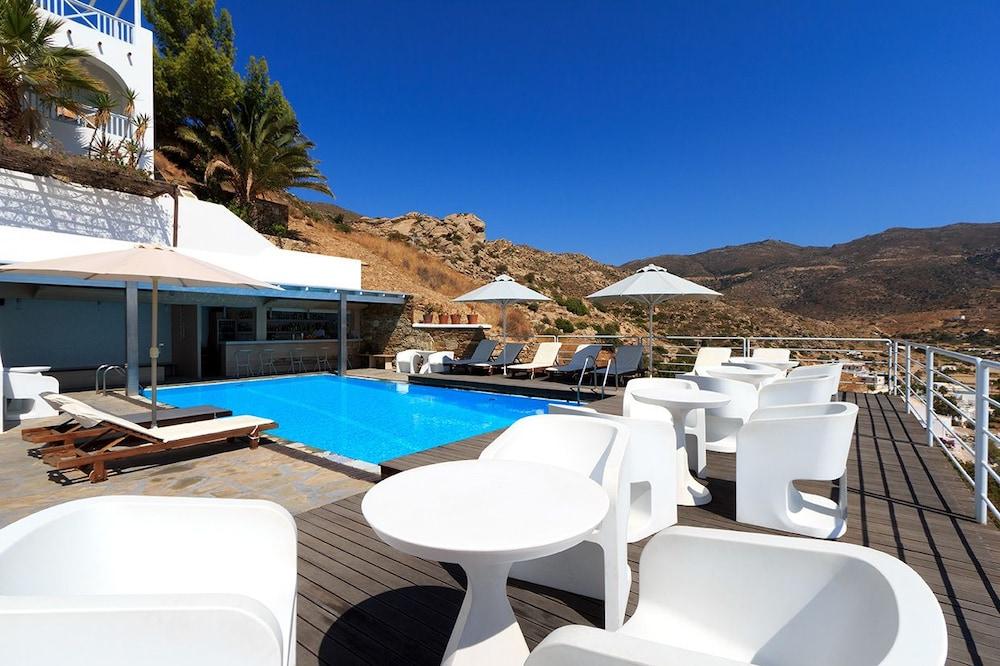 Far Out Hotel & Spa 마일로포타스 외부 사진