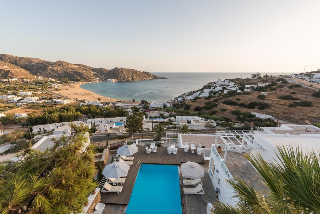 Far Out Hotel & Spa 마일로포타스 외부 사진